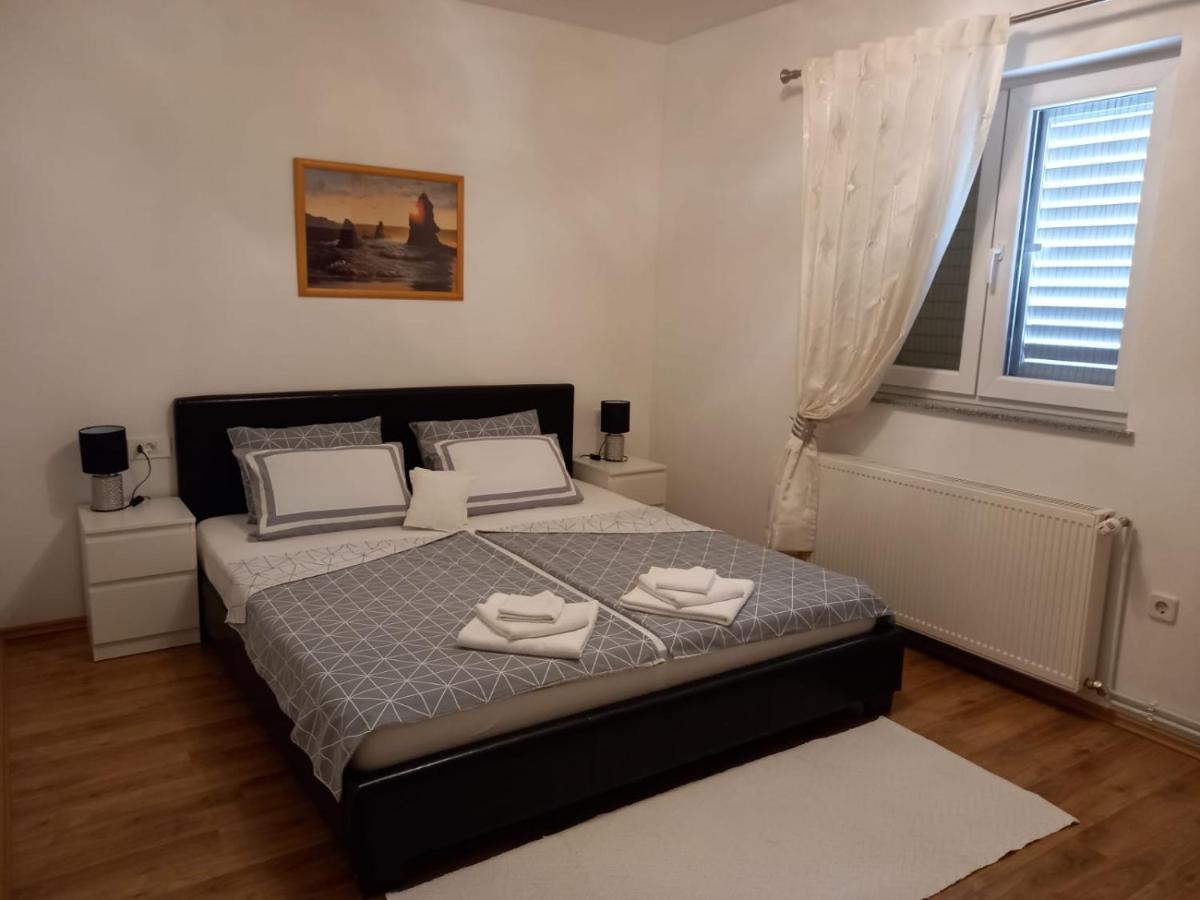 Apartman Felice Kraljevica Exteriör bild