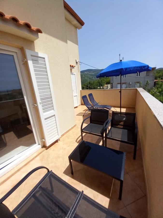 Apartman Felice Kraljevica Exteriör bild