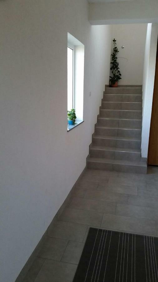 Apartman Felice Kraljevica Exteriör bild